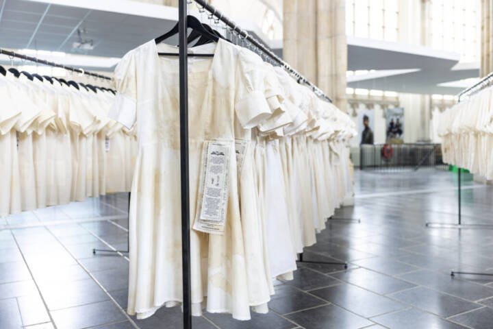 State of Fashion 2022 installation Bodies that Make, Bodies that Consume. Photo: Eva Broekema